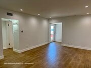 Photo - The Roscomare Apartments