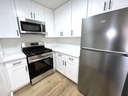 Photo - 10425 Tabor St Apartments