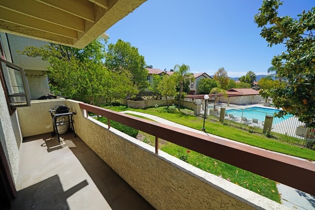 Photo - 28015 Sarabande Ln