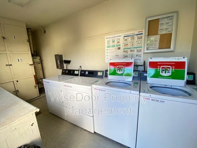 Photo - 14631 Christine Dr Unit 24