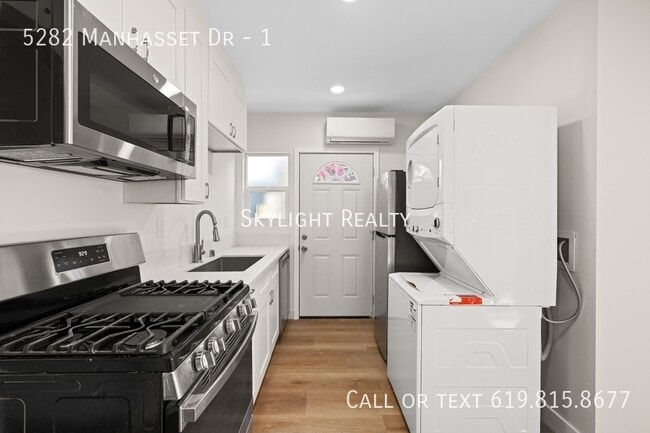 Photo - 5282 Manhasset Dr Unit 1