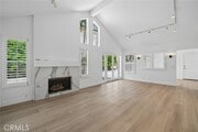 Photo - 82 Shearwater Pl