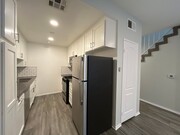 Photo - 7057 Lanewood Ave Apartments