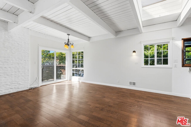 Photo - 3900 Pacific Ave Unit 1