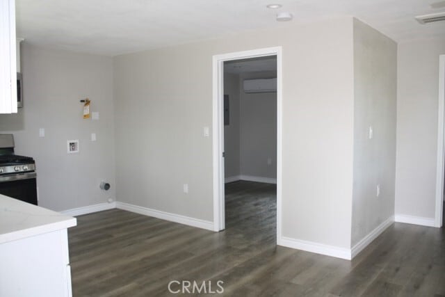 Photo - 15816 Septo St