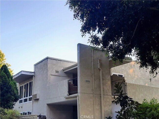 Building Photo - 2233 Via Puerta Unit N
