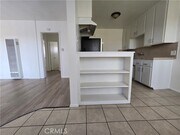 Photo - 1834 Pine Ave Unit 5