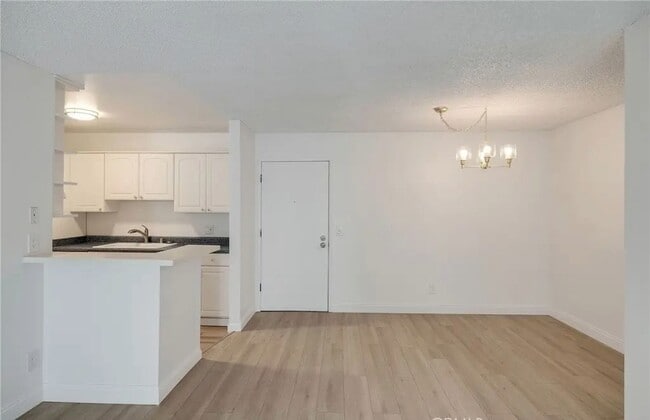 dining - 3602 W Estates Ln Unit 306