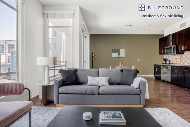 Photo - 4055 Redwood Ave Unit FL3-ID1075