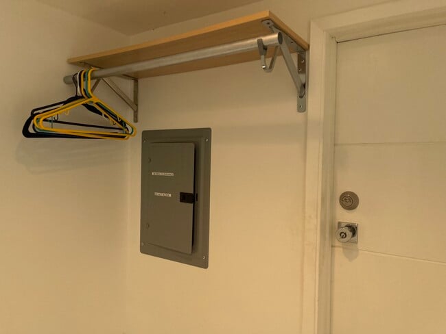 Photo - 479 Nassau Ave