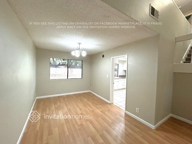 Photo - 19745 Lull St