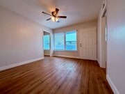 Photo - 195 E Hullett St