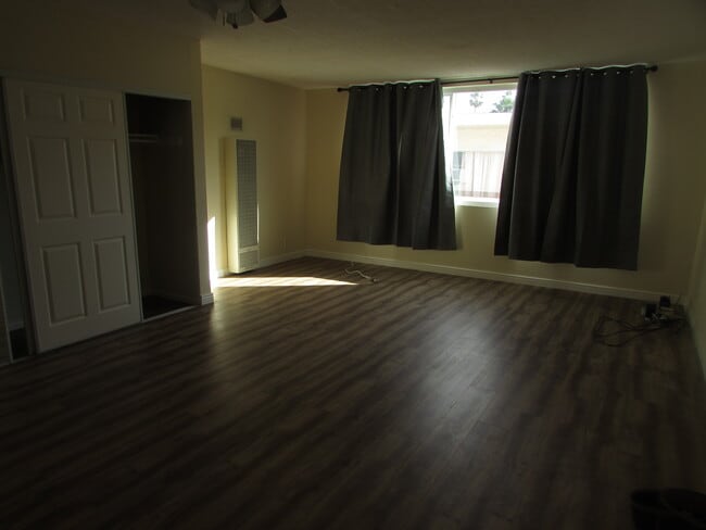 Photo - 1729 N Wilton Pl