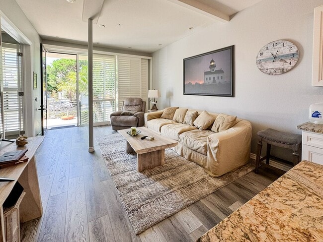 Photo - Beautiful Furnished 1 Bedroom, 1.5 Bath Co...