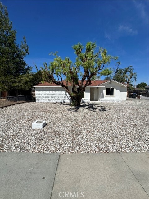 Building Photo - 454 S Rosario Ave
