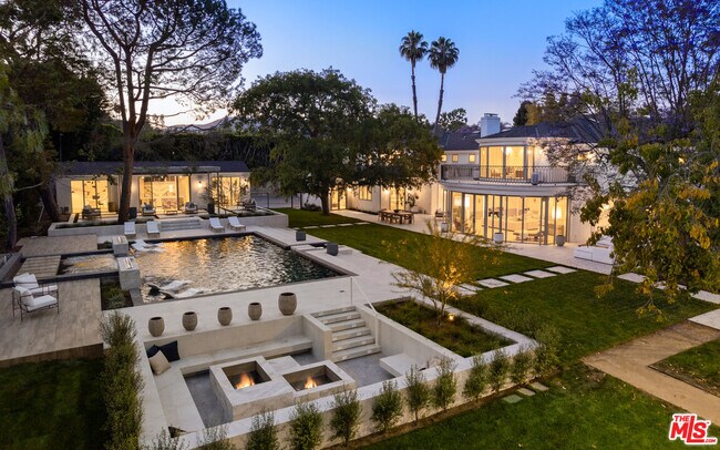 Photo - 901 Whittier Dr House
