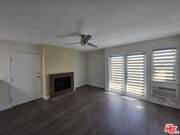 Photo - 2638 S Barrington Ave Unit 203