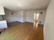Photo - 143 S St Andrews Pl Apartments