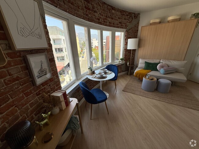 Building Photo - The Arts Rental
