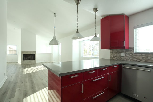 open plan living / dining / kitchen - 405 Brooks Ave Unit N/A