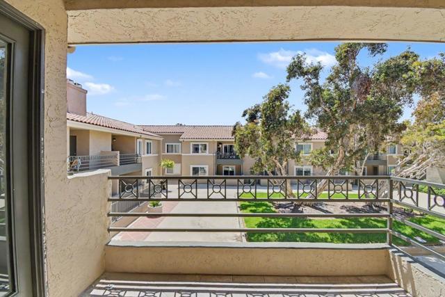 Building Photo - 7405 Charmant Dr Unit 2022