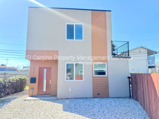 Photo - 8727 Dalton Ave