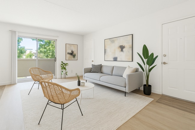 Photo - Estancia Apartments