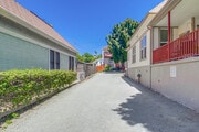 Photo - 2662 E St