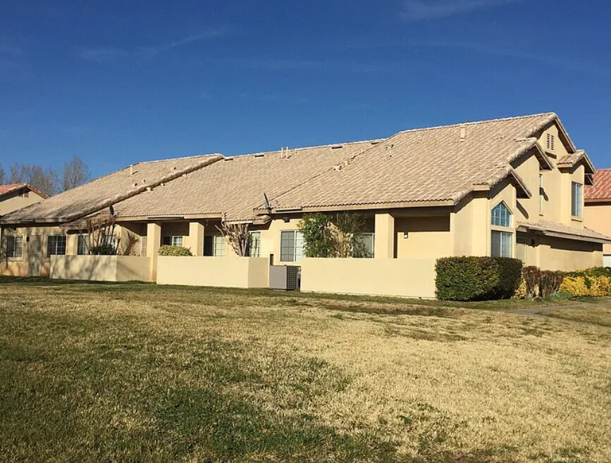 Photo - 1639 Orchid Ln Townhome