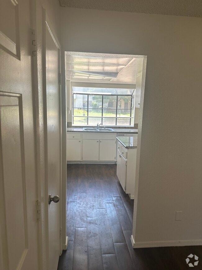 Building Photo - 44406 15th St E Unit 10 Rental