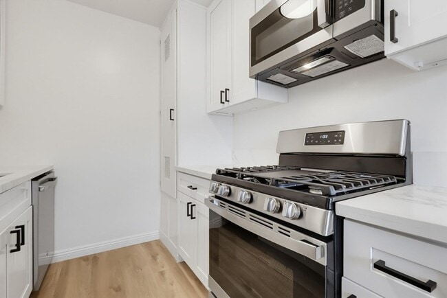 Photo - 6100 West Blvd Unit 08