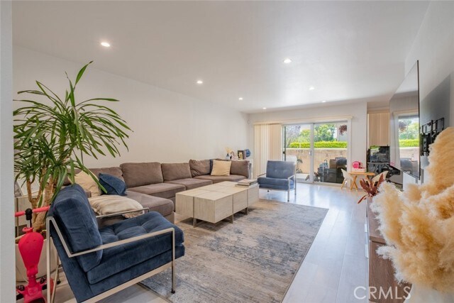 Photo - 4487 Colbath Ave Unit 106