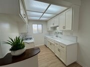 Photo - Pacific Lanai Apartments