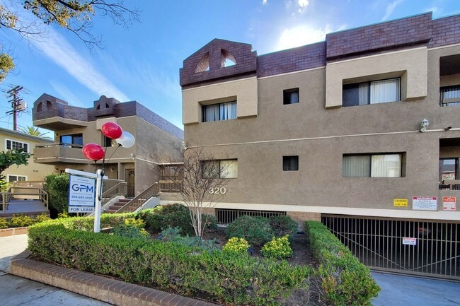 Building Photo - 320 W Lomita Ave Unit #05