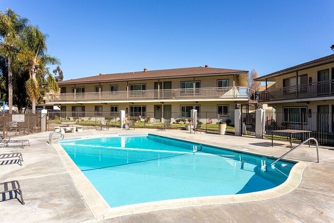 Photo - Stoneybrook Apartments