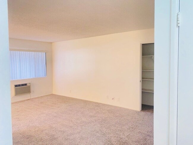 Photo - 25260 Unit 2