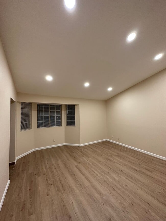 Photo - 4bd/2.5ba Home - Moreno Valley