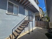 Photo - 512 1/2 Manhattan Avenue House