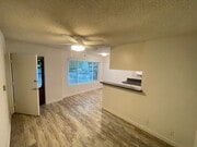 Photo - 25 Navy St Unit 4