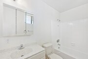 1BR, 1BA - 550SF - Bathroom - Cherokee Trail Apts