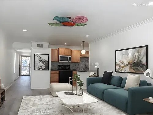 Photo - 604 Sunfish Way