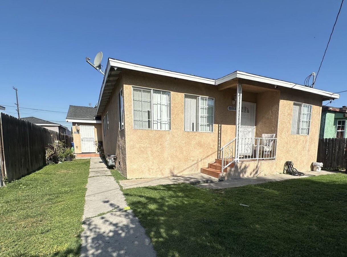 Photo - 11229 Alvaro St