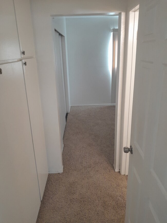 Photo - 567 N Mountain View Ave Unit Apt 25