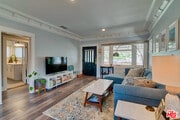 Photo - 1304 W 55th St House