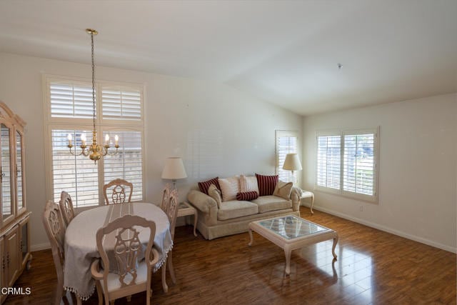 Photo - 652 Teresa St