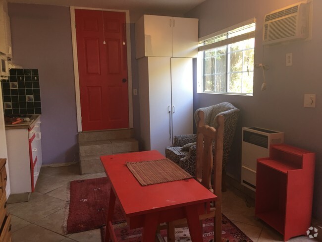 Building Photo - 5337 Baza Ave Unit 1 Rental
