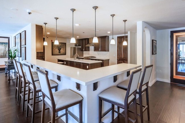 Photo - La Jolla Paseo