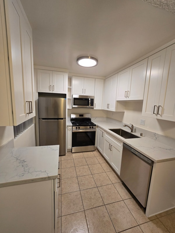 Building Photo - 5430 Corteen Pl