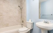 Photo - Spacious and Comfortable Condo -  A/C - Central Location - Great Amenities - Natural Light