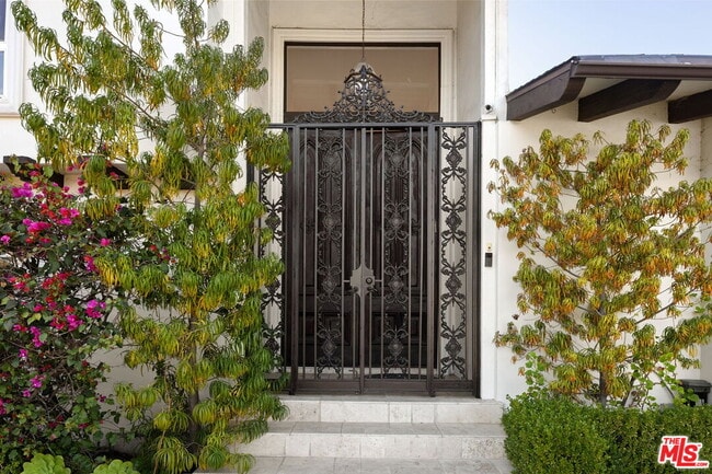 Photo - 16541 Park Ln Cir